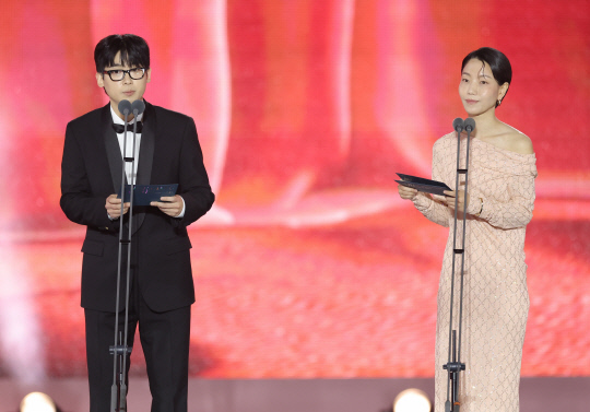 '아침바다 갈매기는', 제61회 백상예술대상 '구찌 임팩트 어워드' 수상.<백상예술대상 사무국 제공>